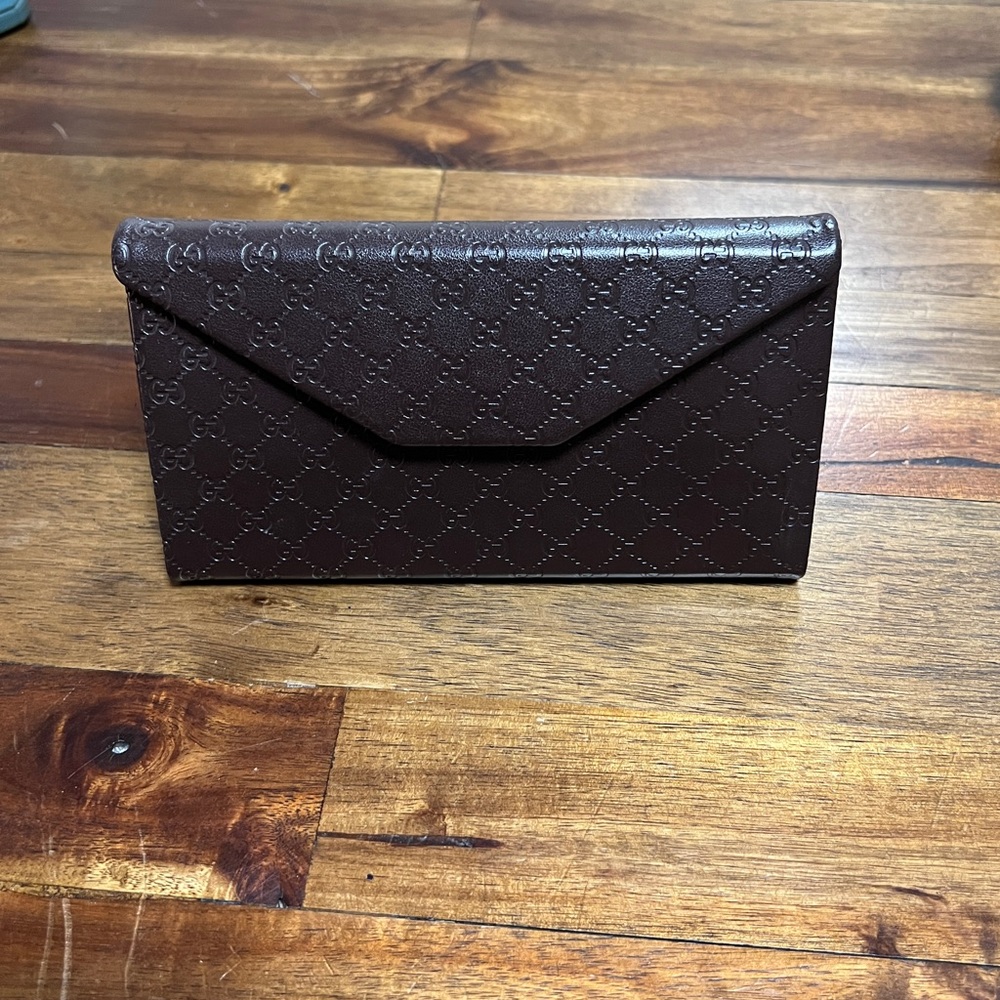 GUCCI sunglasses case